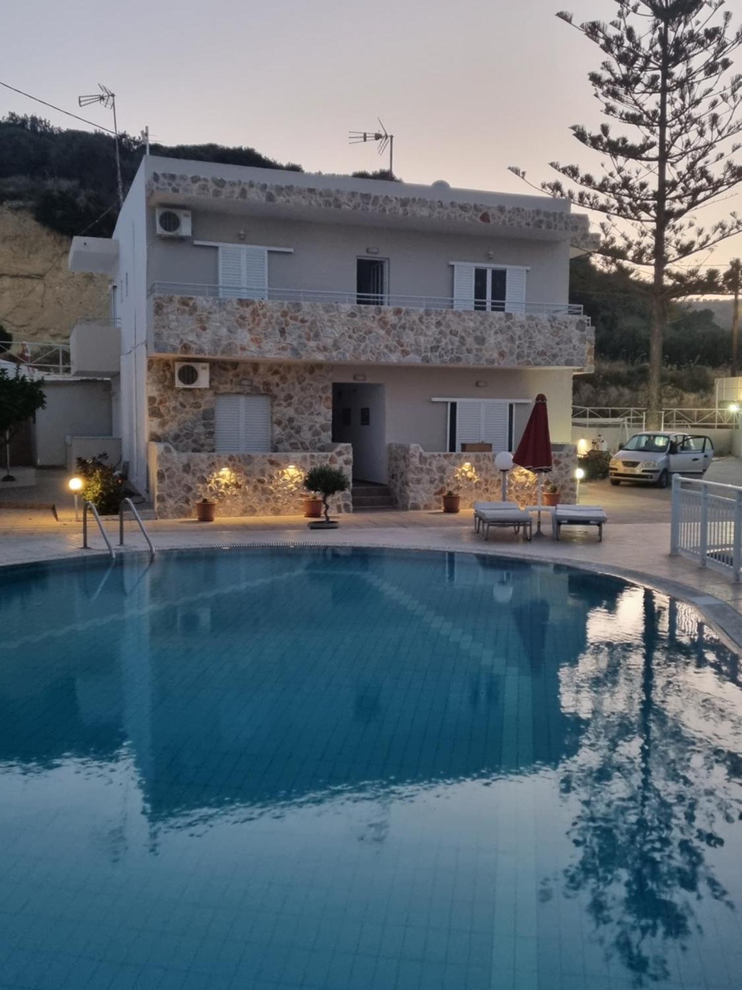 Villa Popi Studios Кефалос Екстериор снимка