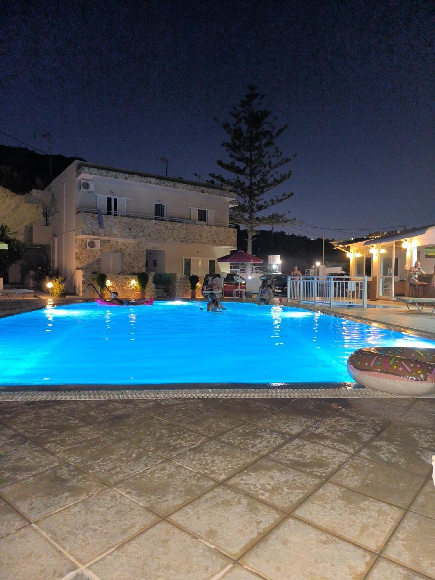 Villa Popi Studios Кефалос Стая снимка